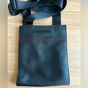 Calvin Klein Flat Crossbody Bag Unisex Minimalist Black